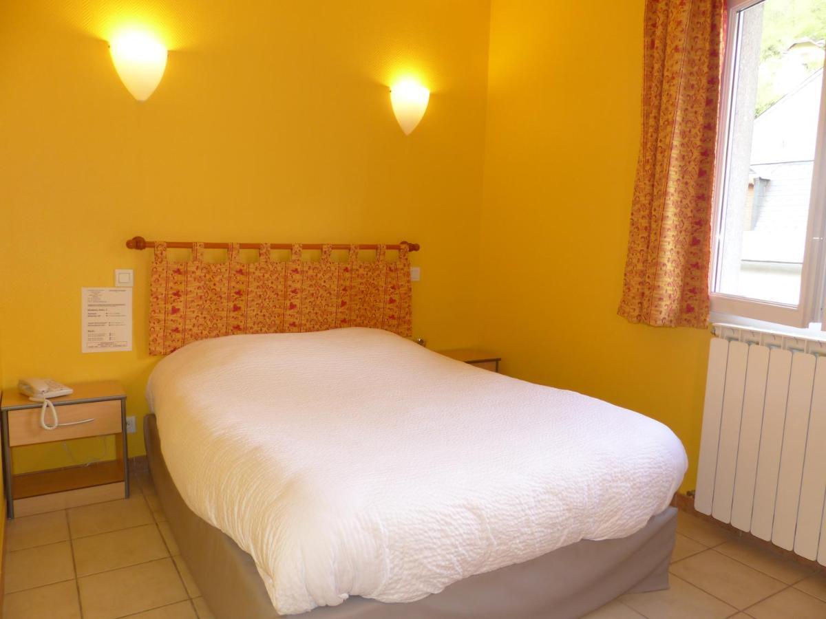 Hotel Logis Auberge De L'Isard Saint-Lary  Kültér fotó