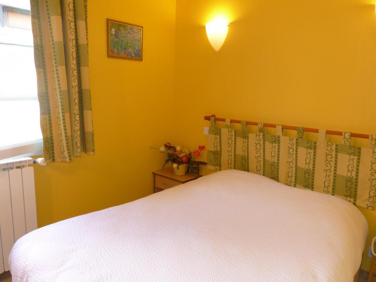Hotel Logis Auberge De L'Isard Saint-Lary  Kültér fotó