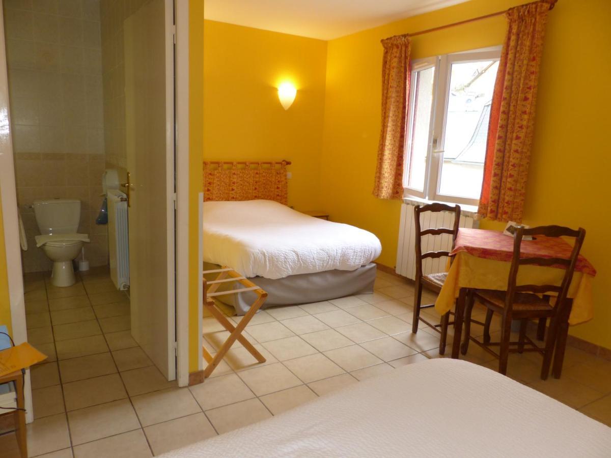 Hotel Logis Auberge De L'Isard Saint-Lary  Kültér fotó